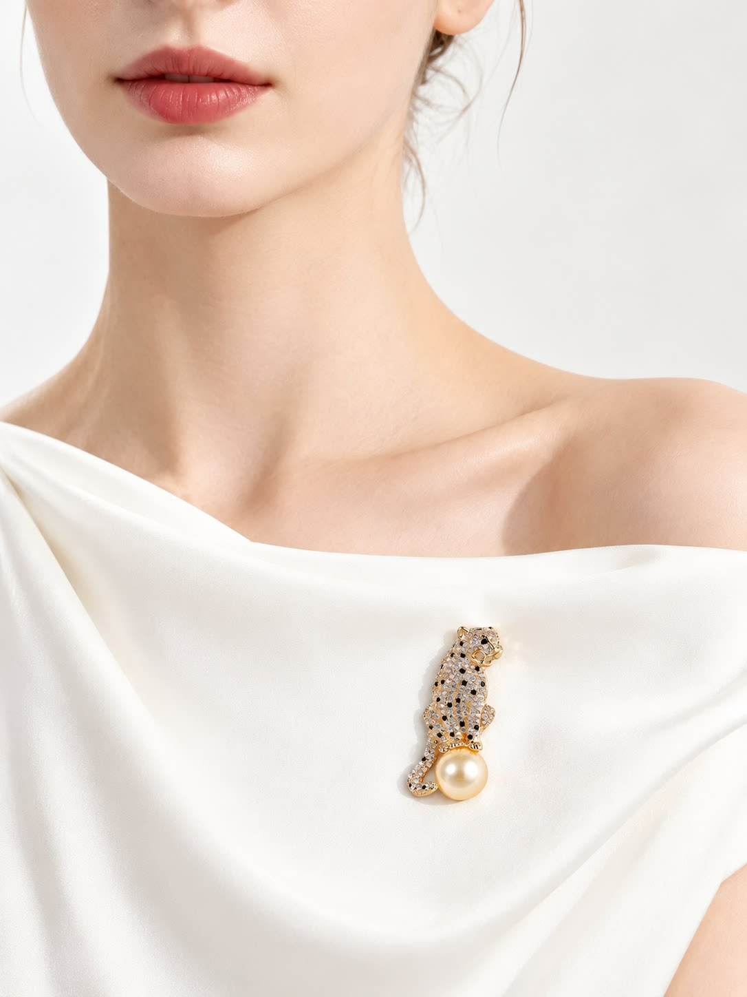Golden Leopard Pearl Brooch