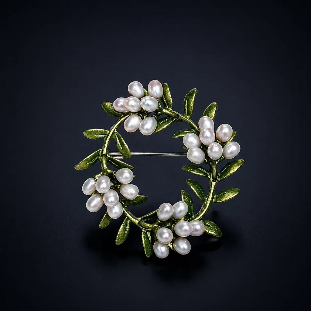Olive Wreath Pearl Brooch